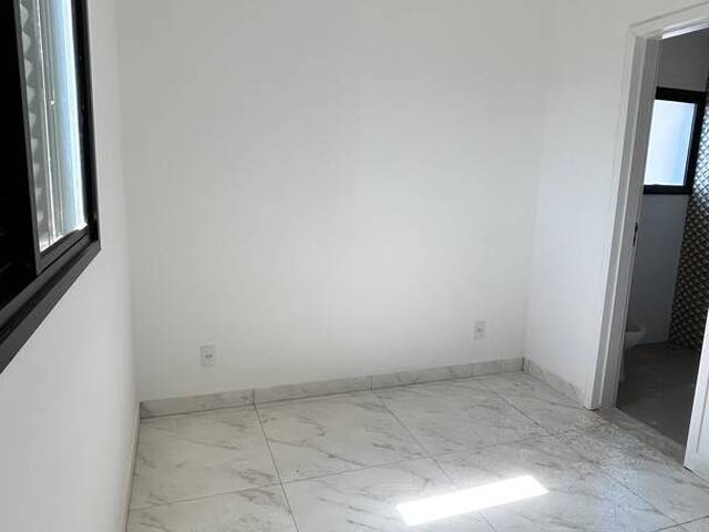 #1561 - Apartamento para Venda em Sorocaba - SP - 2
