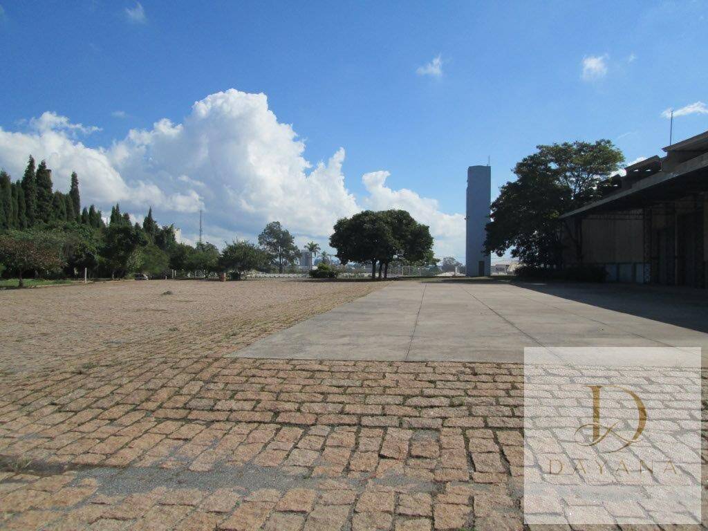 Prédio Inteiro - Foto 1