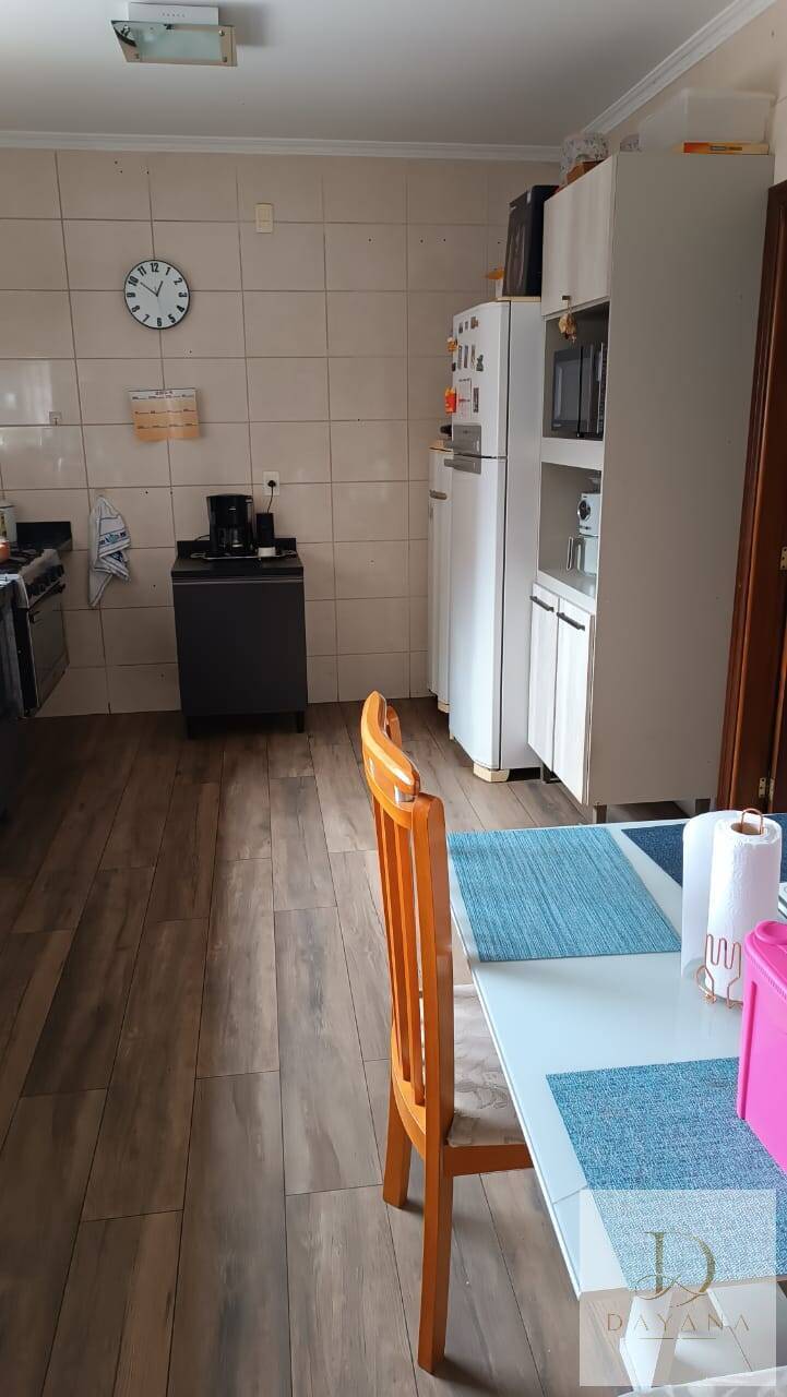 Casa, 4 quartos, 285 m² - Foto 34
