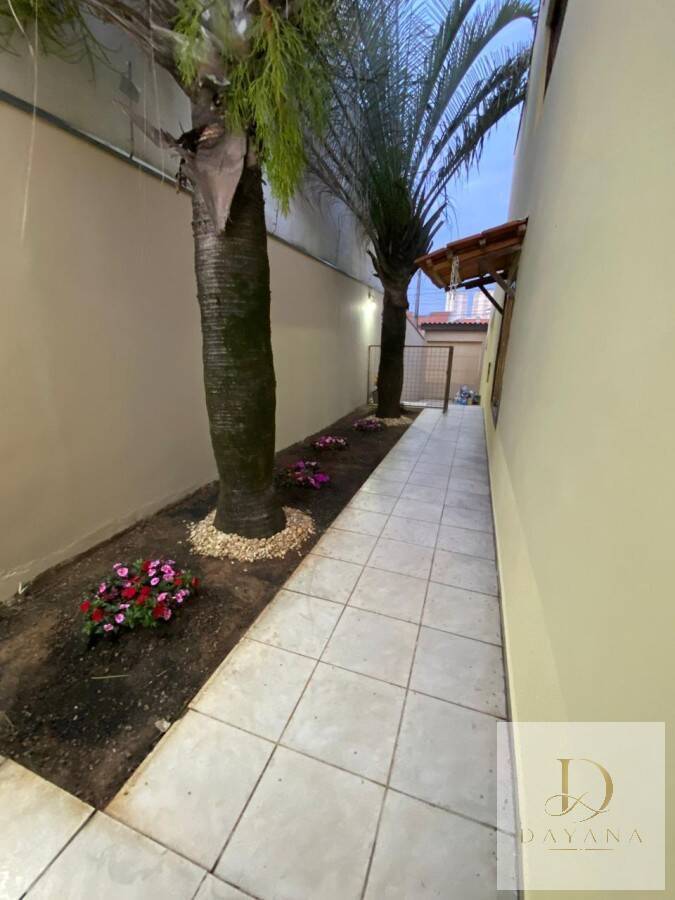 Casa, 4 quartos, 275 m² - Foto 2