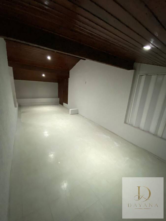 Casa, 4 quartos, 275 m² - Foto 11