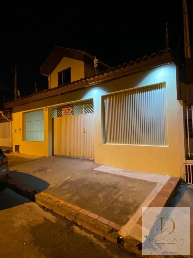 Casa, 4 quartos, 275 m² - Foto 1