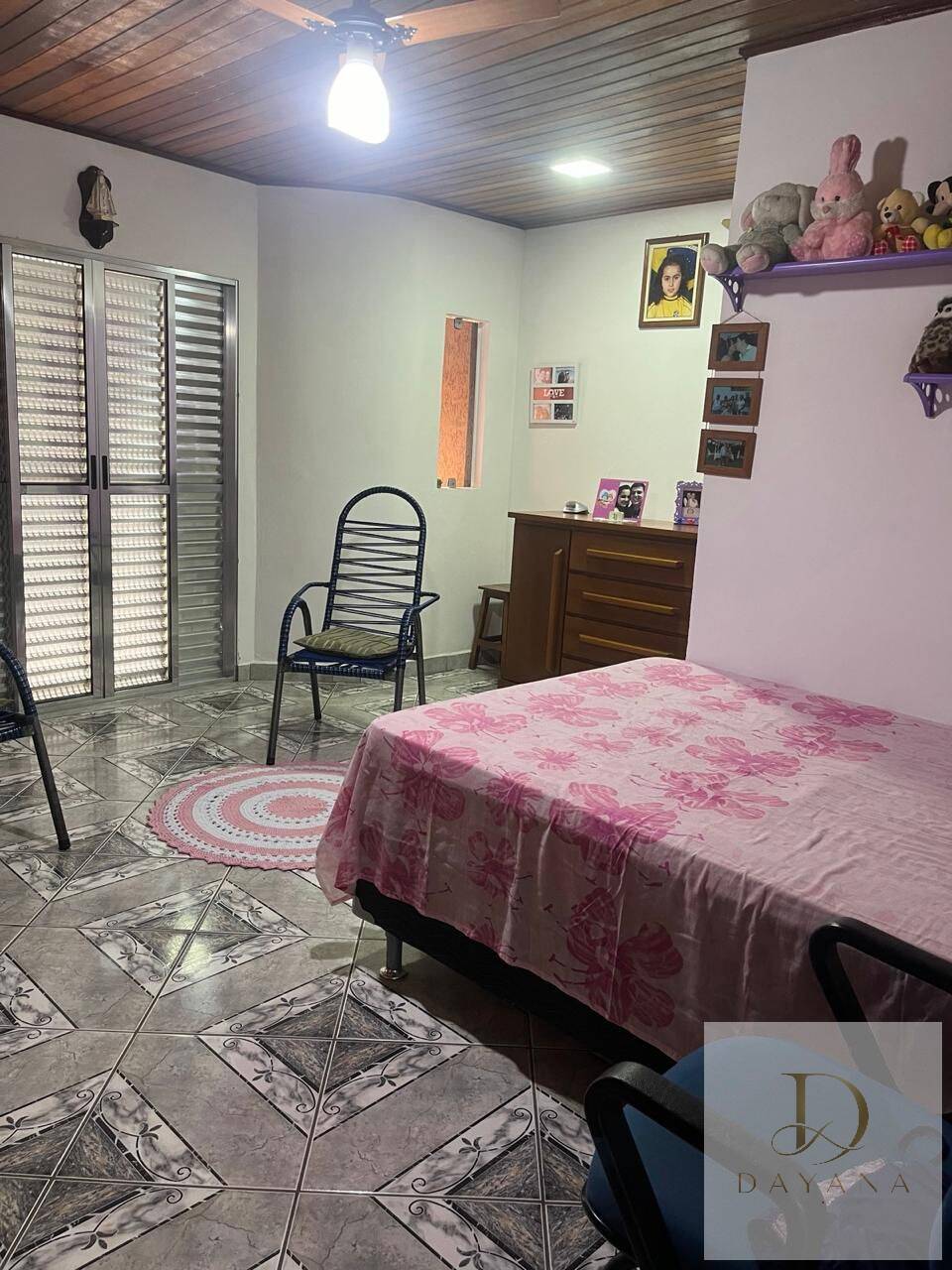 Casa, 3 quartos, 200 m² - Foto 11
