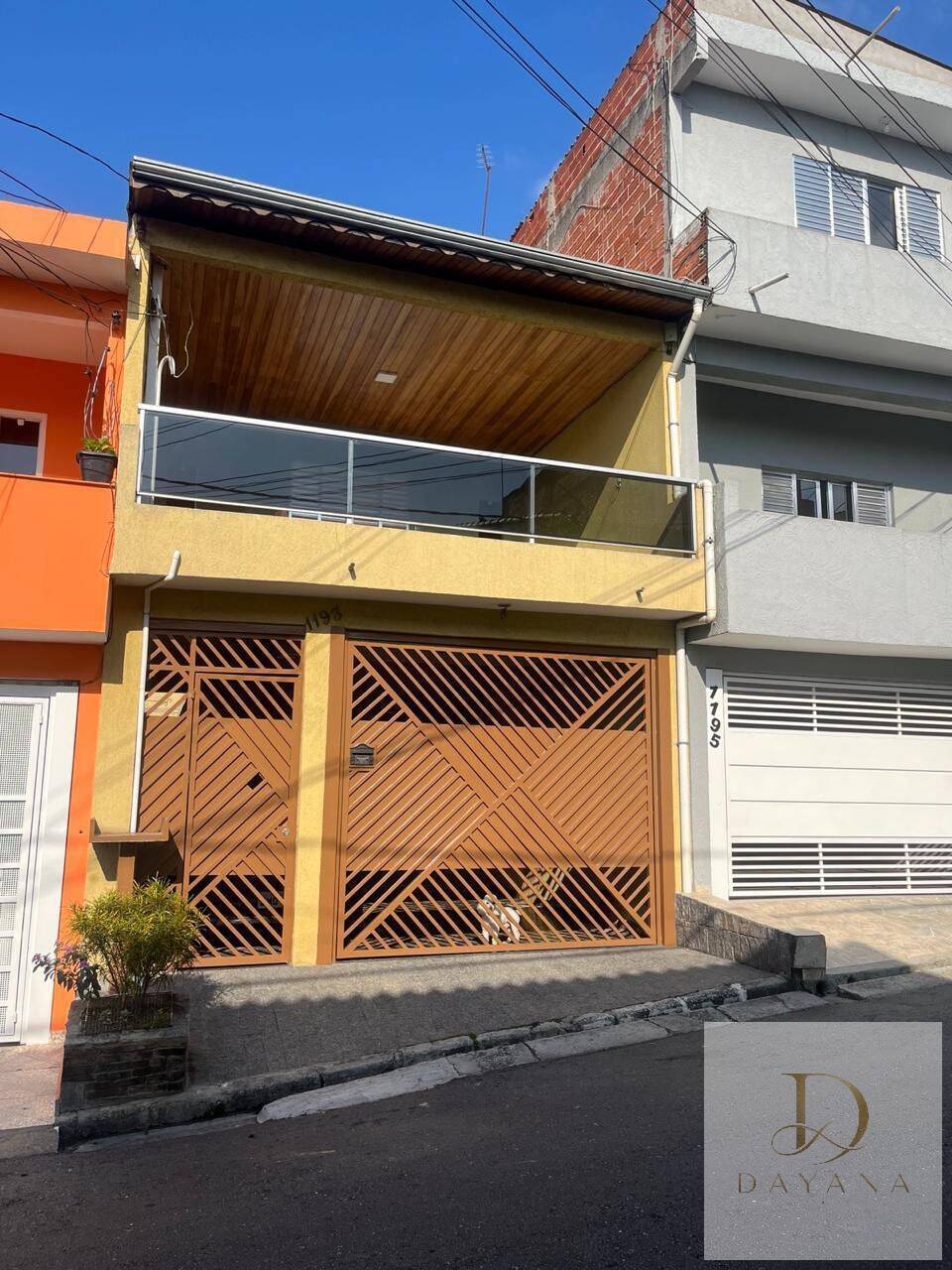 Casa, 3 quartos, 200 m² - Foto 1