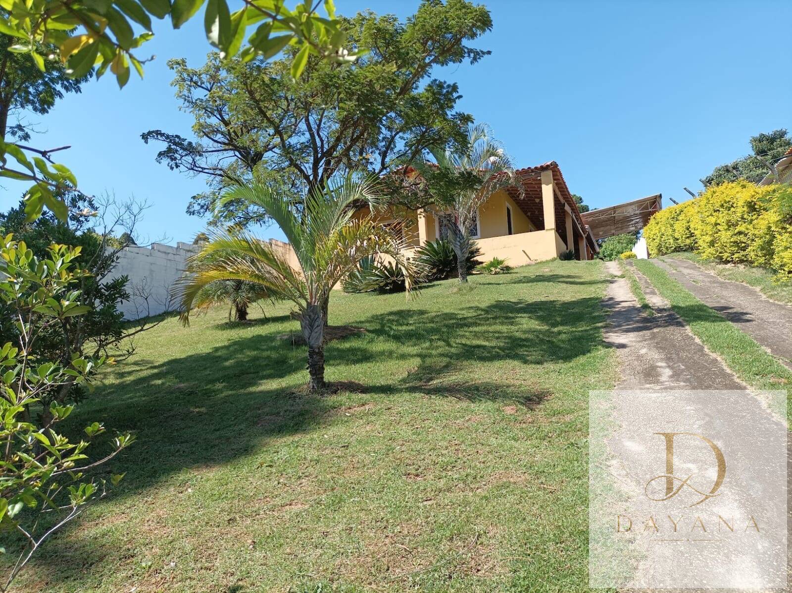 Sítio, 3 quartos, 1433 m² - Foto 1