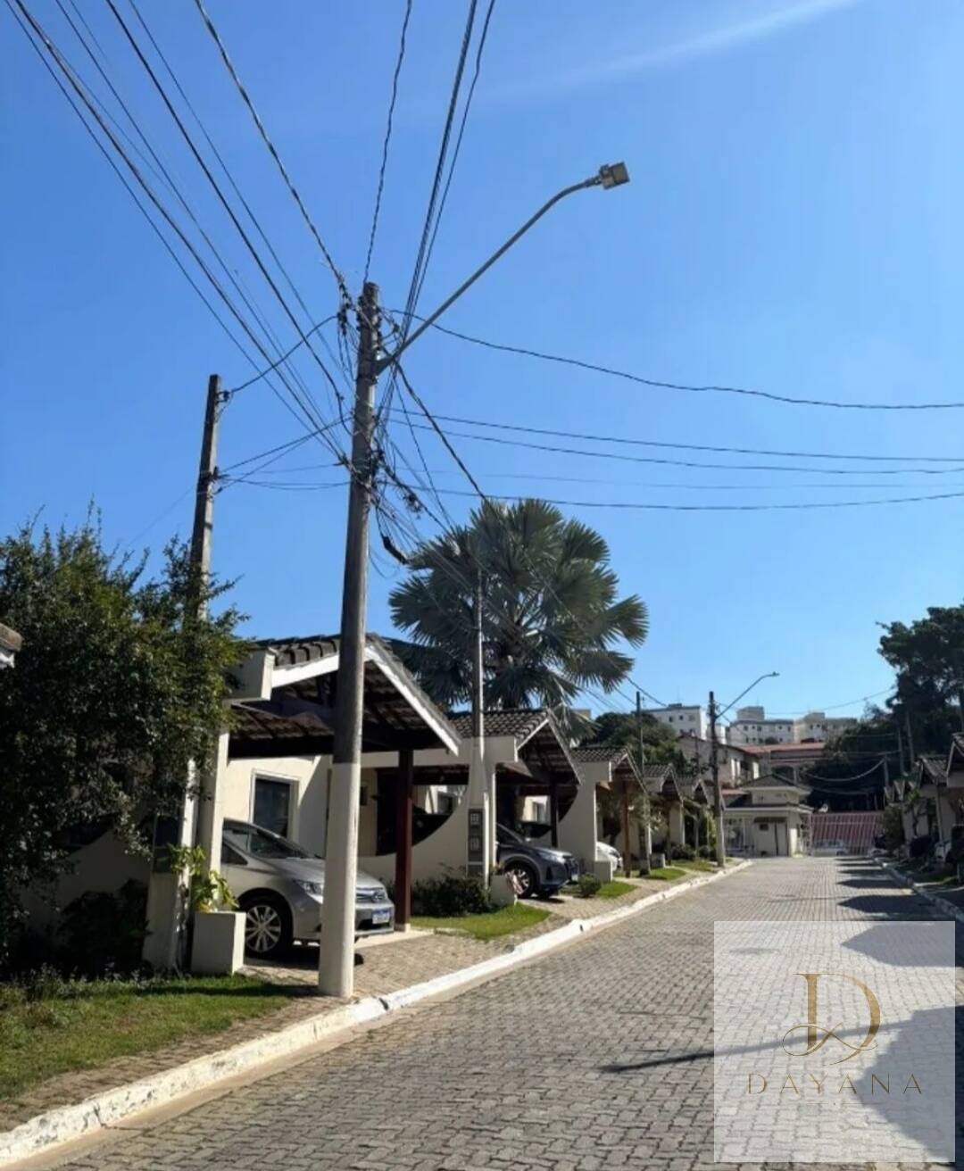 Casa, 4 quartos, 165 m² - Foto 1